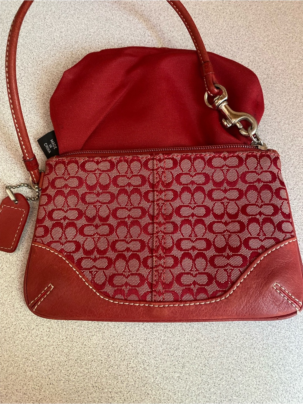 Coach Vintage Signature Soho Wristlet - Picture 12 of 16
